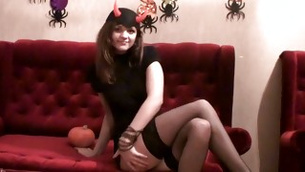 Watch on this gratifying chick is posing in stockings looks perfect